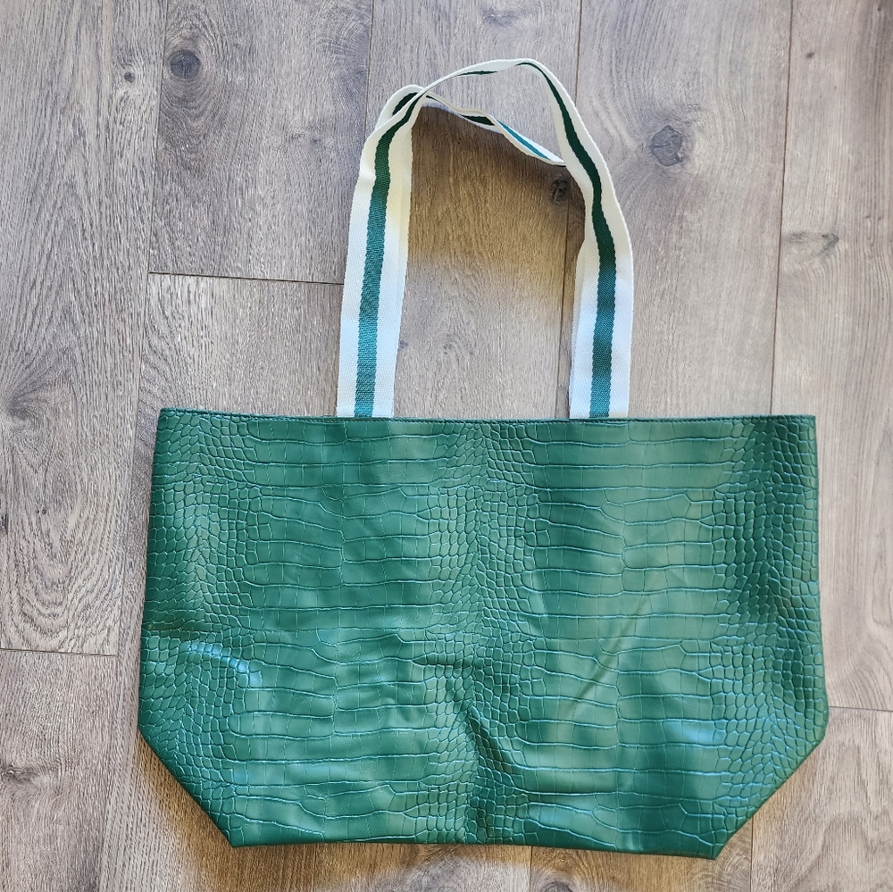 Saks Fifth Avenue Green Tote